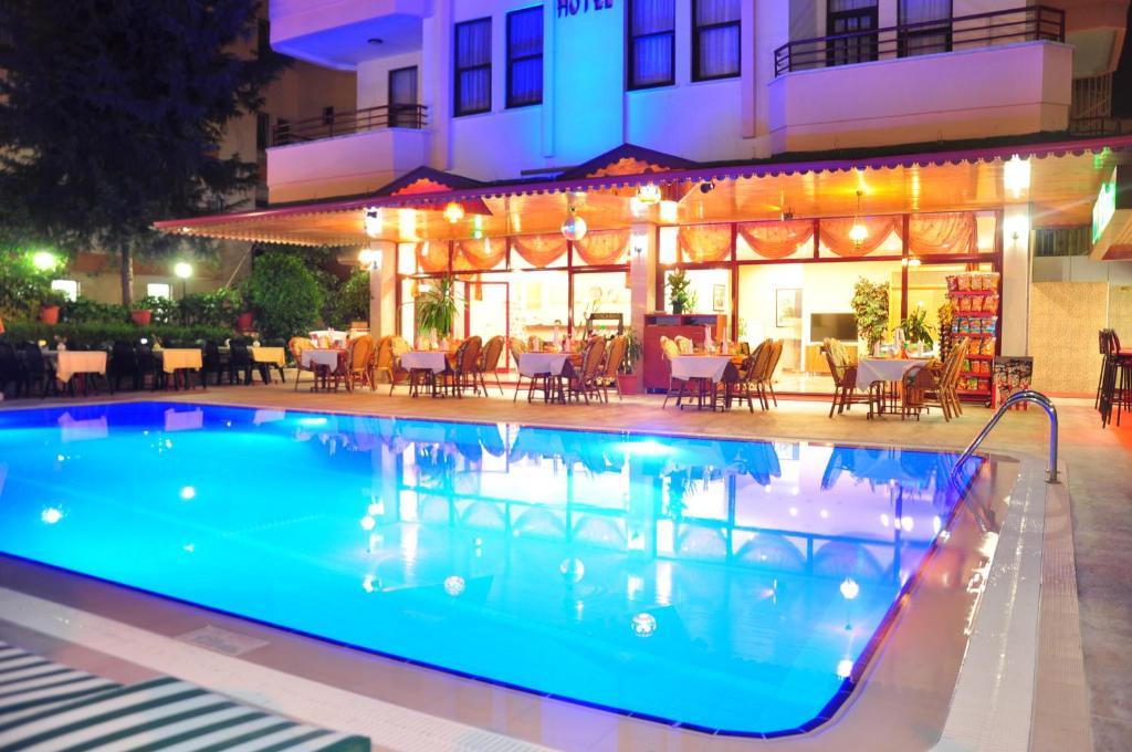 Amber-Rose Apart Hotel Alanya Buitenkant foto
